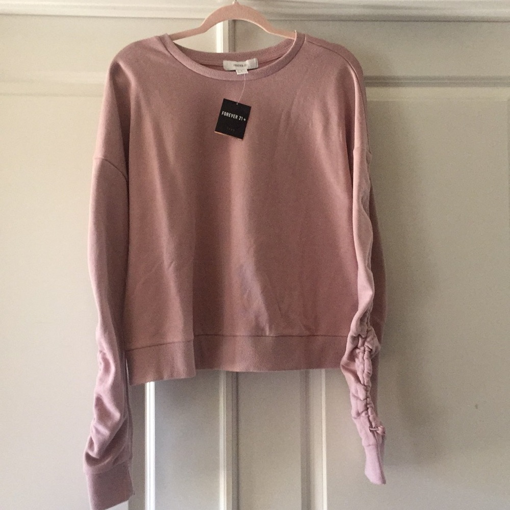 *NWT BLUSH PINK SWEATSHIRT W/ROUCHED SLEEVES